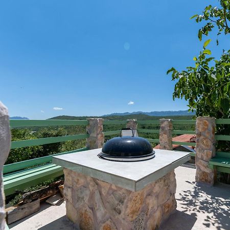 Villa Pristinus Krstatice Exteriör bild
