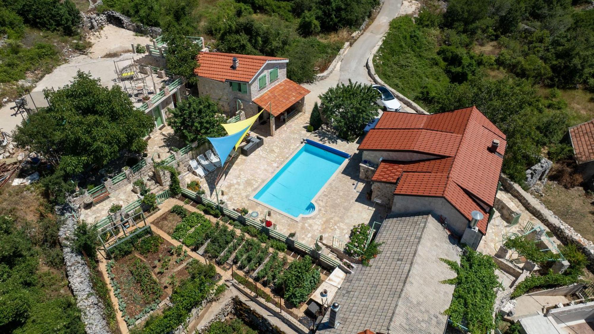 Villa Pristinus Krstatice Exteriör bild